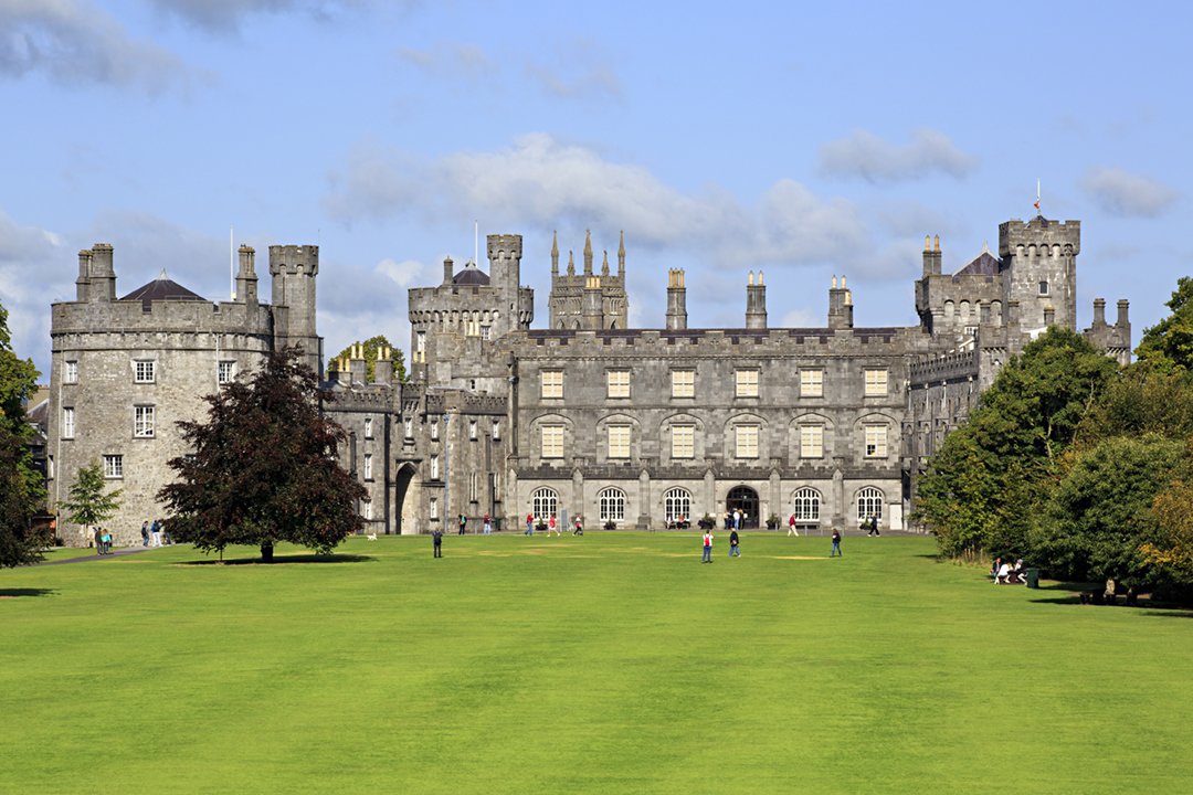 Le Beau Château Fort De Kilkenny En Irlande